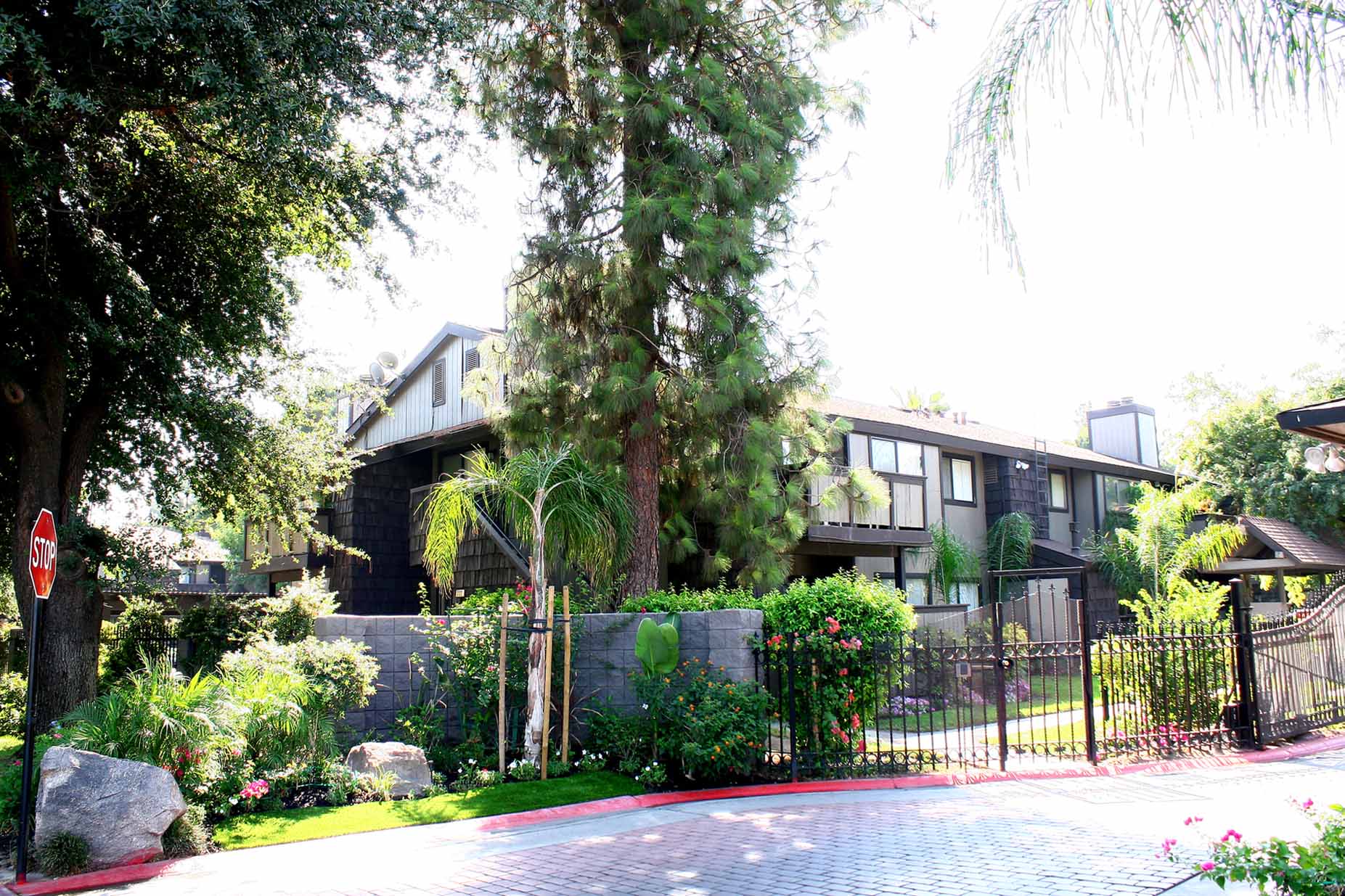 4860 E. Lane Ave. #127