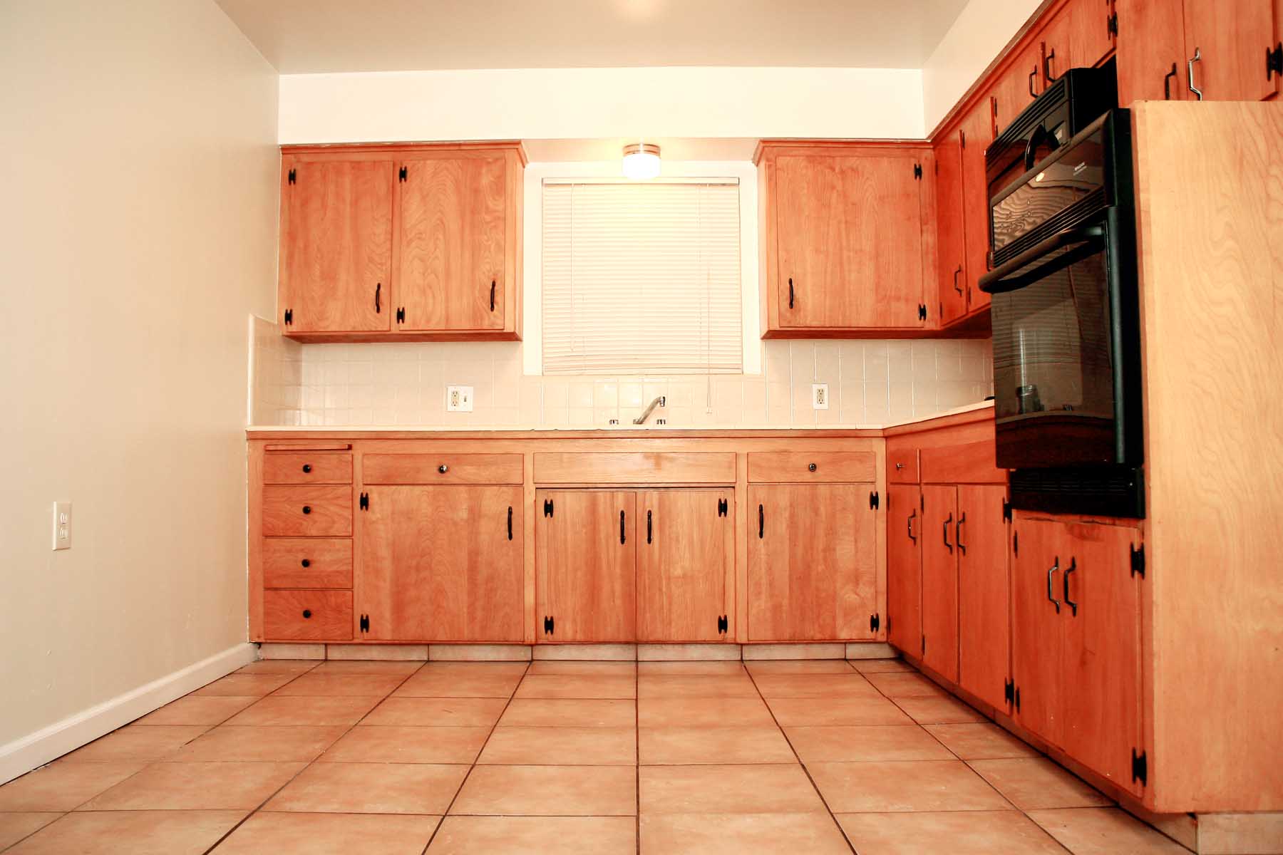 898 W. San Gabriel Avenue