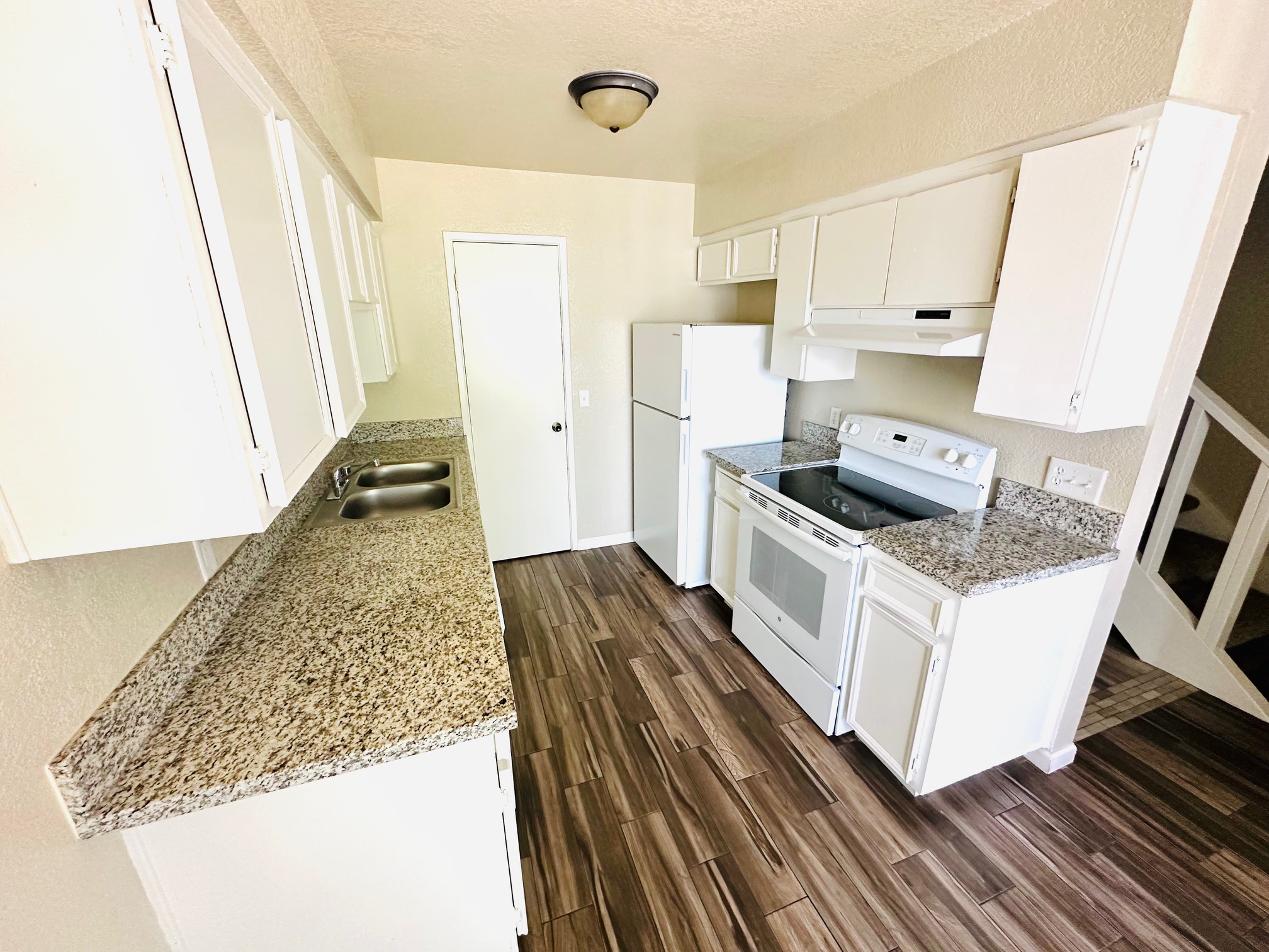 699-703 Music Avenue - 703-109